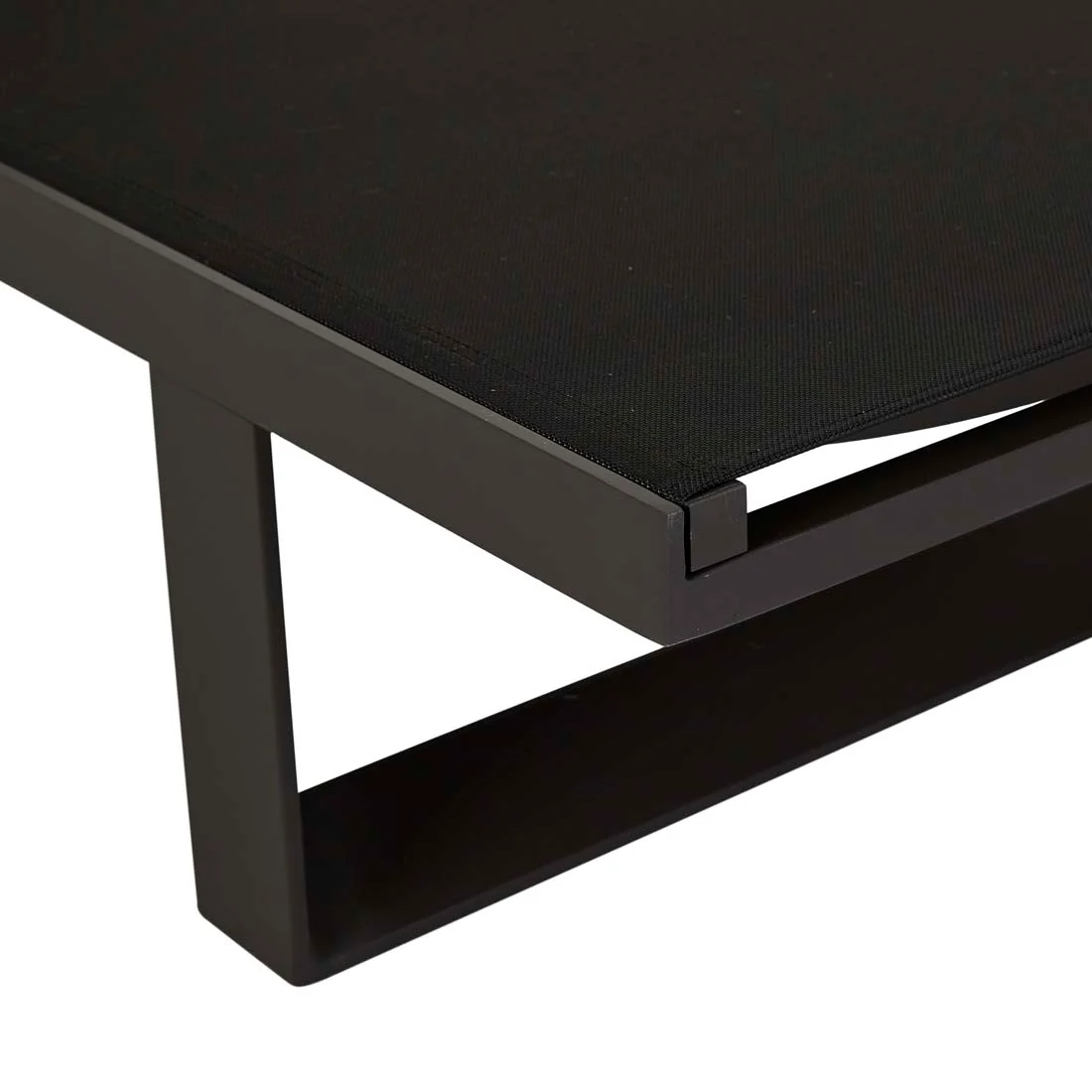 Pier Sleigh Sunbed - Image 20